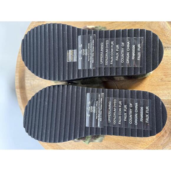 DKNY Palz Faux Fur Slipper Slides Camo Multi Logo Platform US 7 NWB - Picture 3 of 12